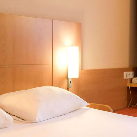 Ibis Toulouse Aeroport Hotel Blagnac Buitenkant foto