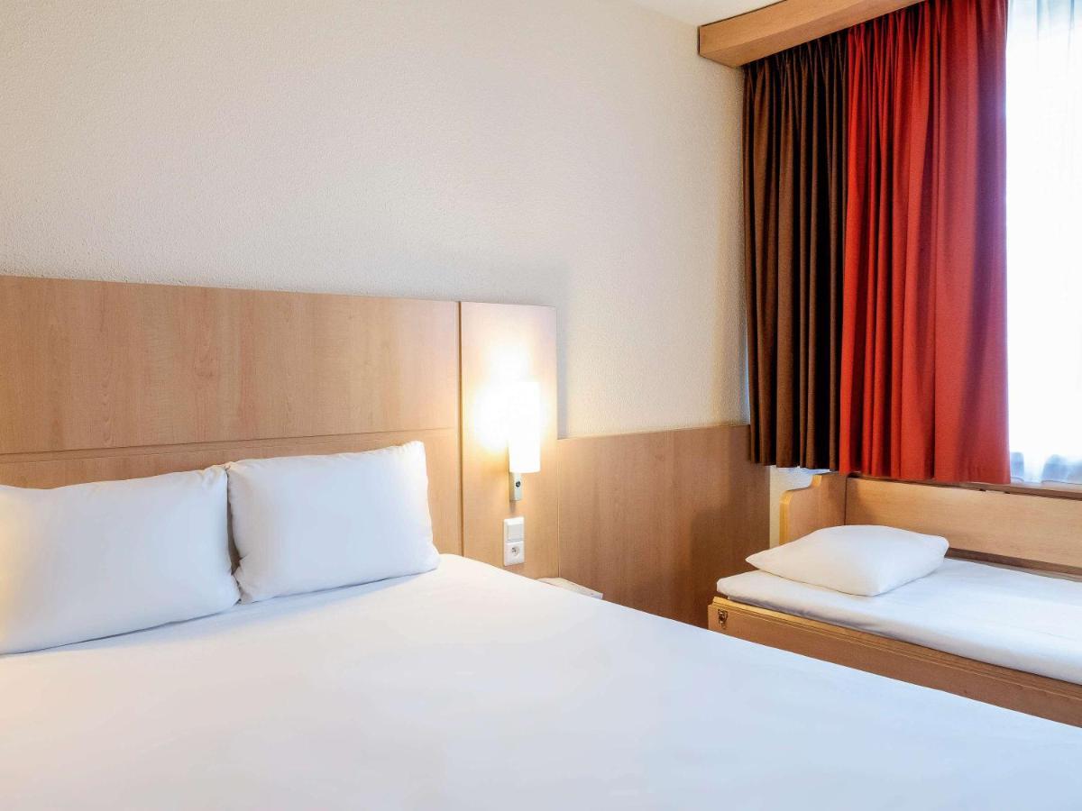 Ibis Toulouse Aeroport Hotel Blagnac Buitenkant foto