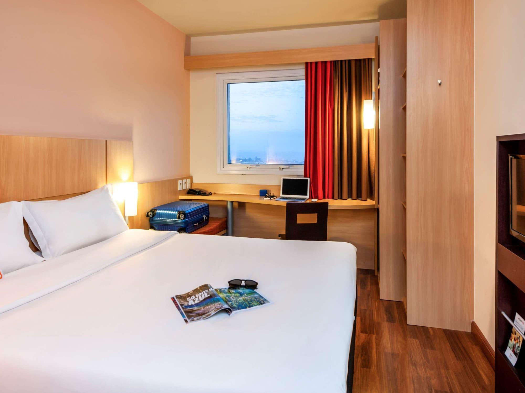 Ibis Toulouse Aeroport Hotel Blagnac Buitenkant foto