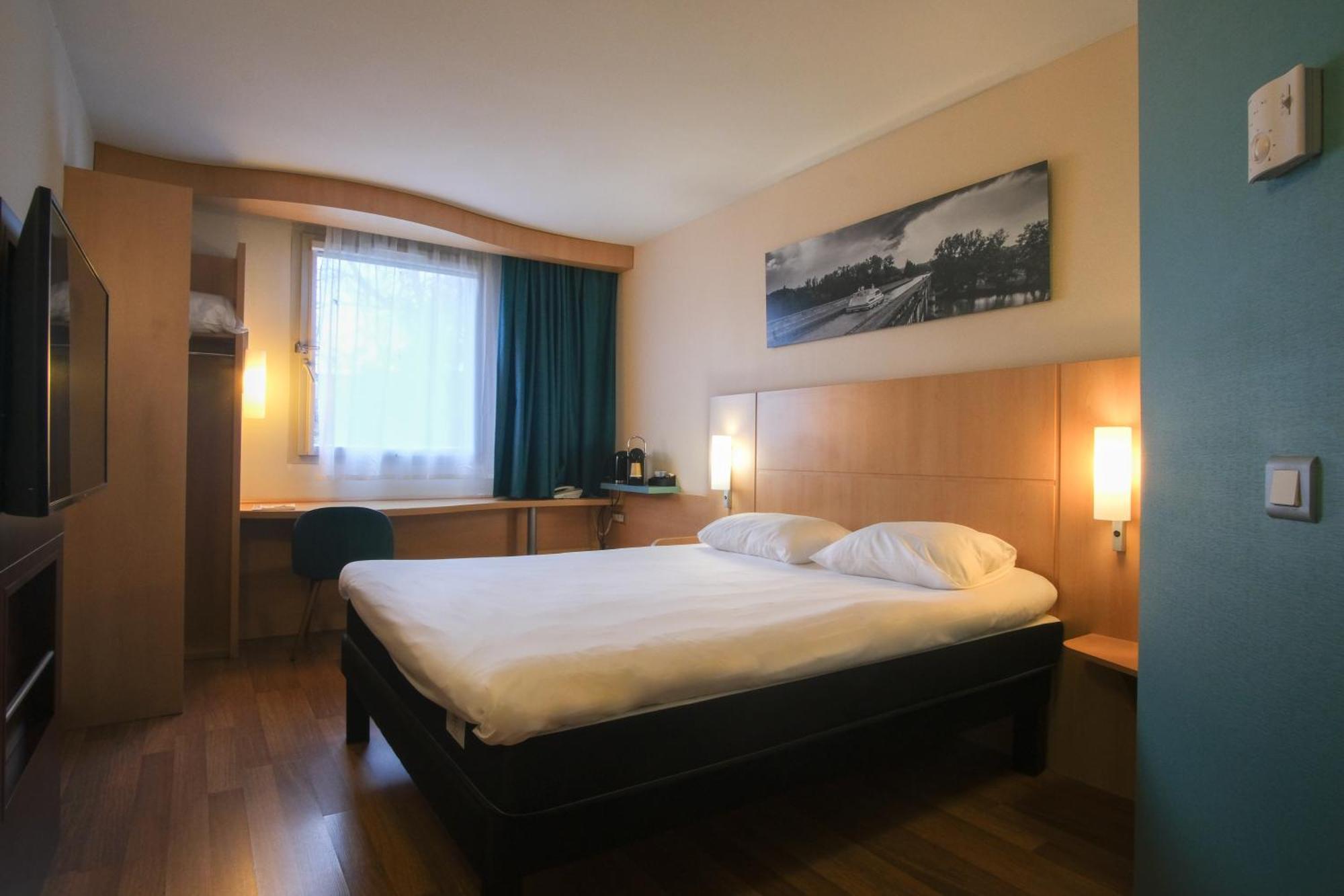 Ibis Toulouse Aeroport Hotel Blagnac Buitenkant foto