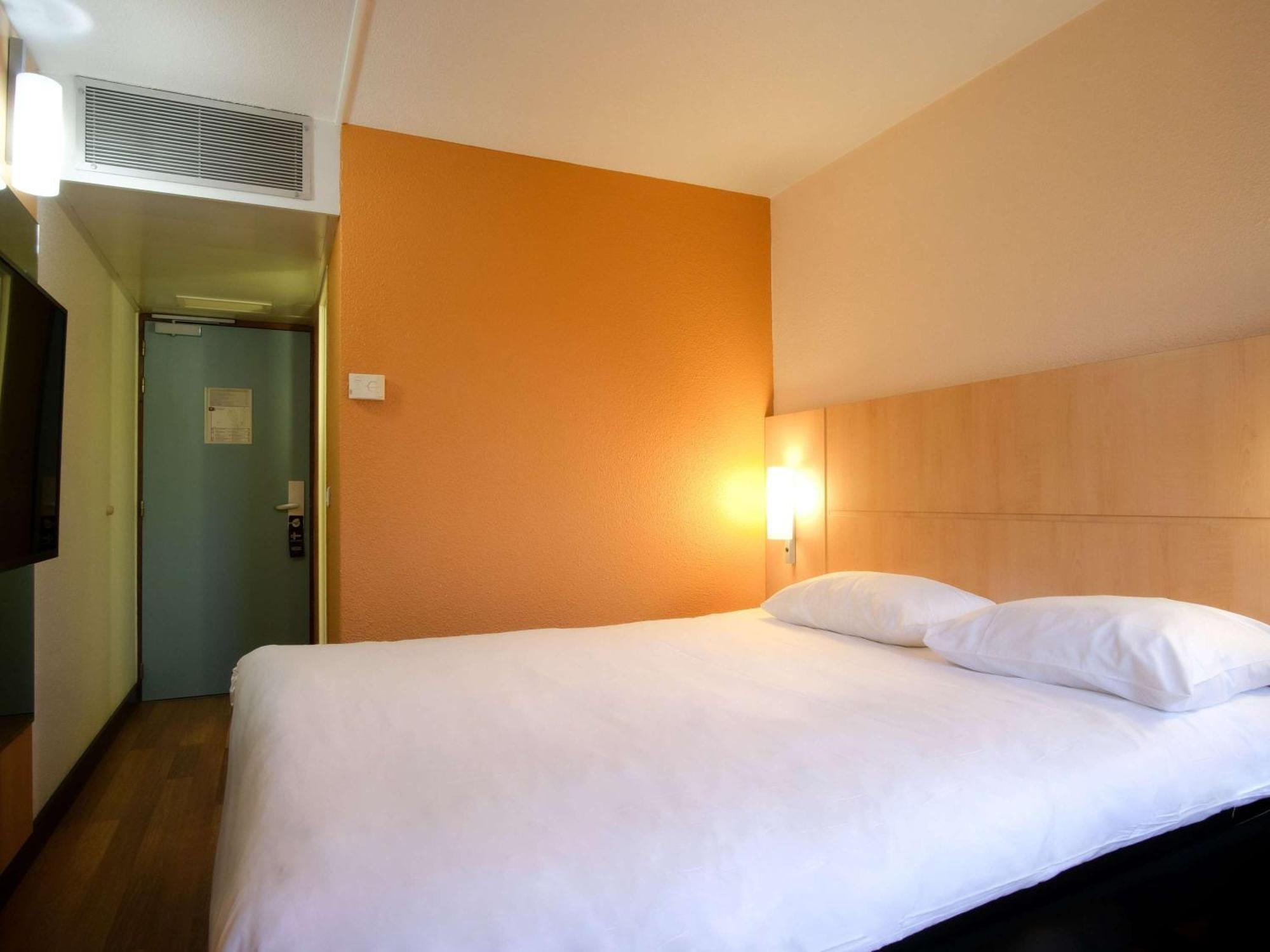 Ibis Toulouse Aeroport Hotel Blagnac Buitenkant foto