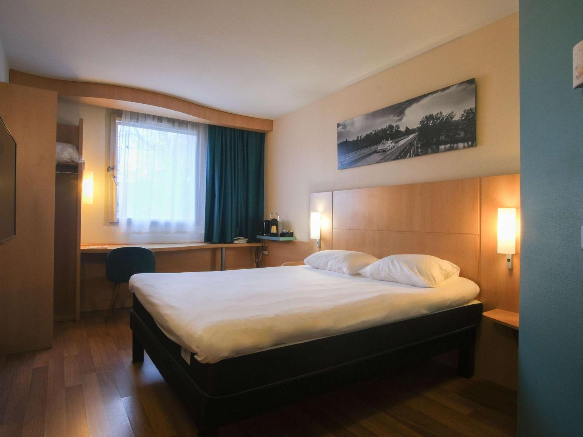 Ibis Toulouse Aeroport Hotel Blagnac Buitenkant foto